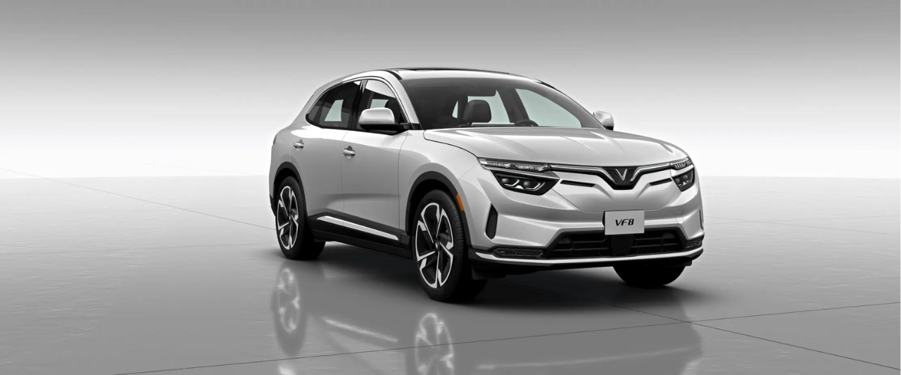 VINFAST VF8 - Ảnh 2